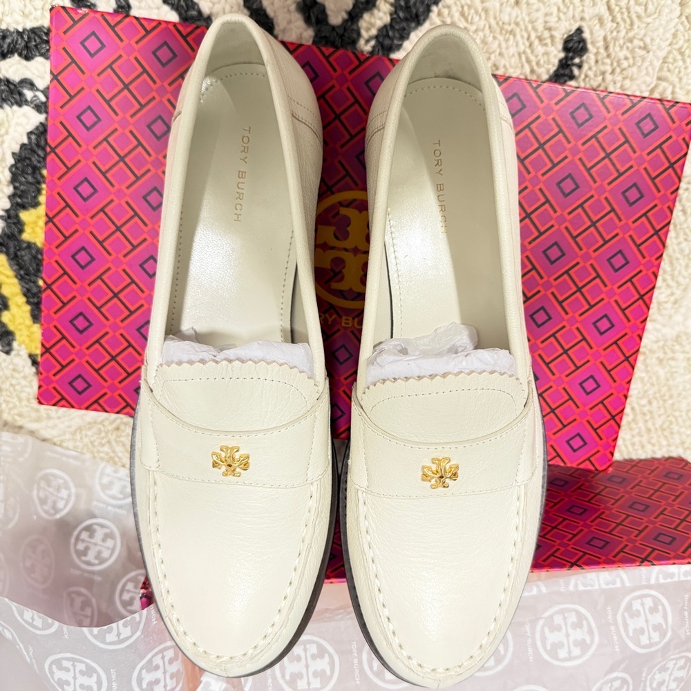 Elegant leather Loafers